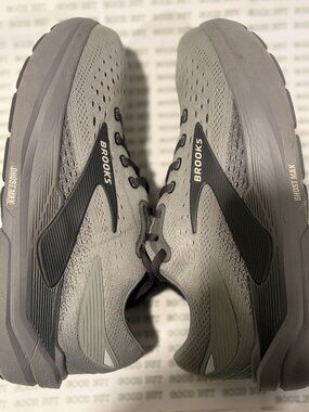 BROOKS MEN'S GHOST 3 MAX GRAY RUNNING SHOES